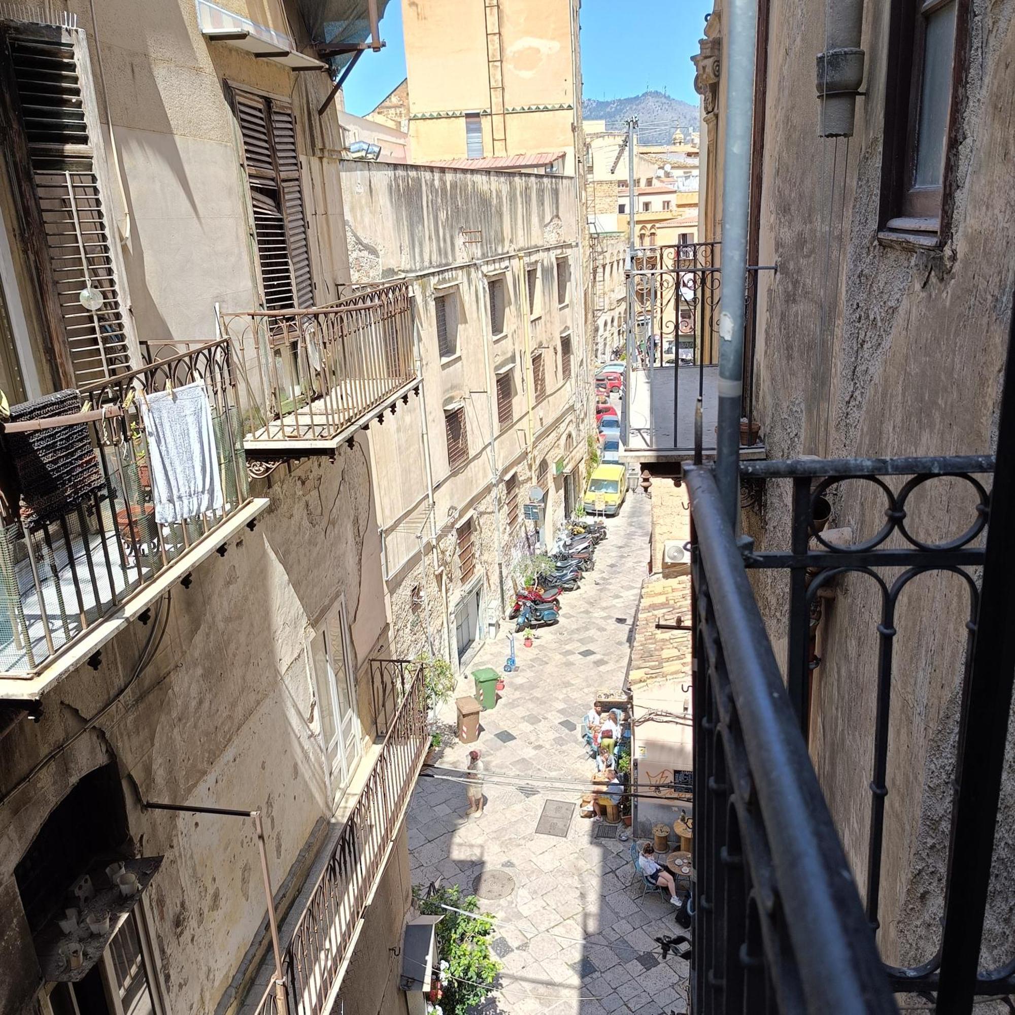 パレルモCentro Storico Casa Bellini *****アパートメント エクステリア 写真